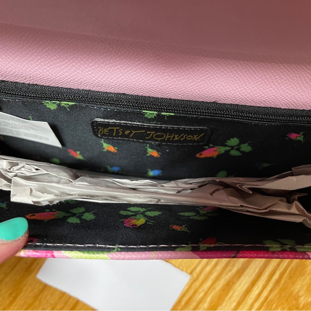 Betsey Johnson Pink Floral Crossbody Purse Wallet - Picture 7 of 8